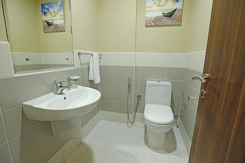 5 1BED+Balcony | Kitchen Fully Equipped |Unfurnished