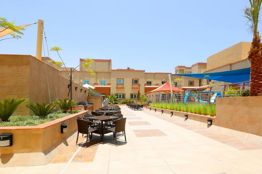 8 Good Sized 2Bedroom | With Balcony | Fully Furnished