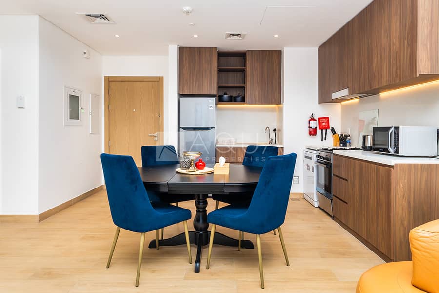 Furnished l Vacant I Highest Floor I Beach Access Furnished l Vacant I Highest Floor I Beach Access