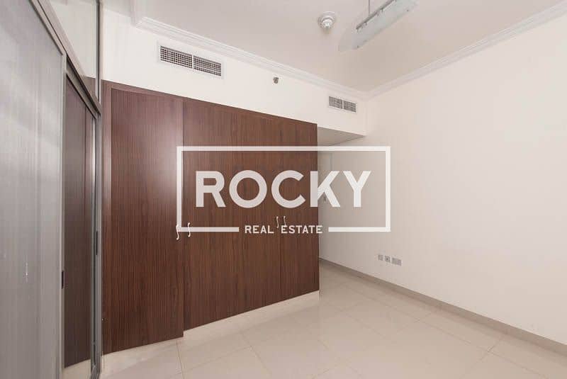 5 1 B/R | Balcony