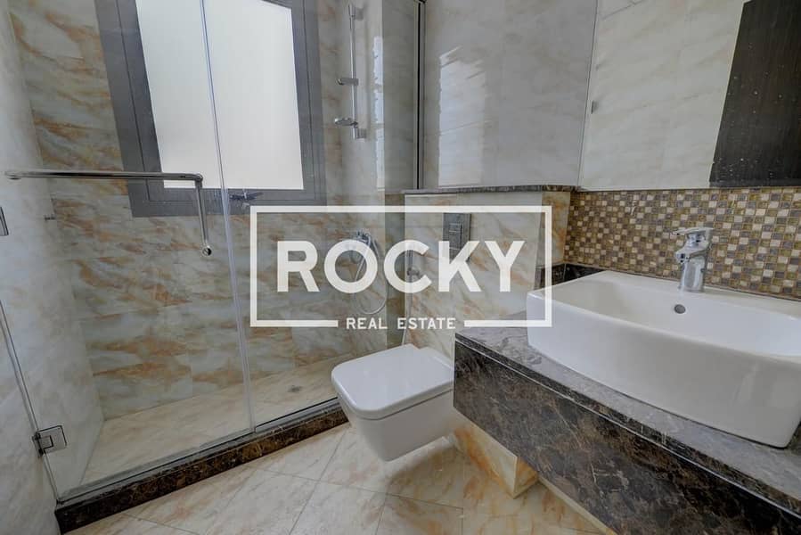17 2 Bedroom | Balcony
