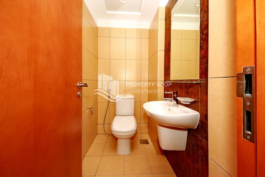 15 3-br-apartment-al-reem-island-shams-abu-dhabi-beach-tower-a-powder-room. JPG