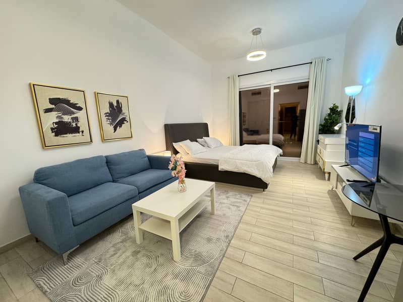 Premium Furnishing In High Rise Tower || Lavish Lifestyle With Full Facilities || Executive Building