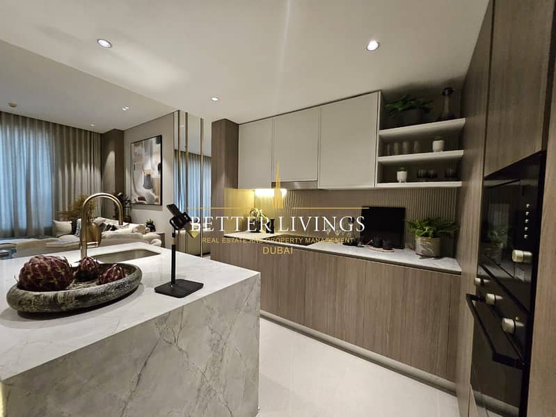 13 ceeae3d8-c1ce-4480-8b35-e4773637e5a2. jpg
