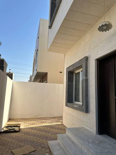 For rent a luxurious villa - 5 master rooms + master council + master hall + large kitchen + large courtyard + covered indoor parking + maid's room +