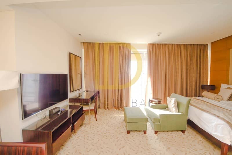 CS- 95K ONLY! A FULLY FURNISHED STUDIO IN THE ADDRESS DUBAI MALL WITH FULL BURJ