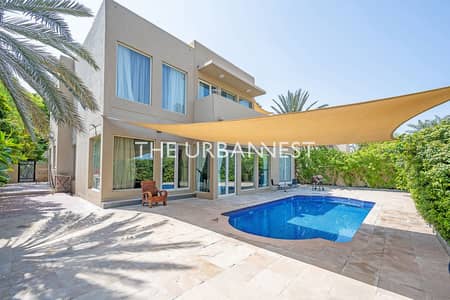 4 Bedroom | Upgraded | Extended | Private Location