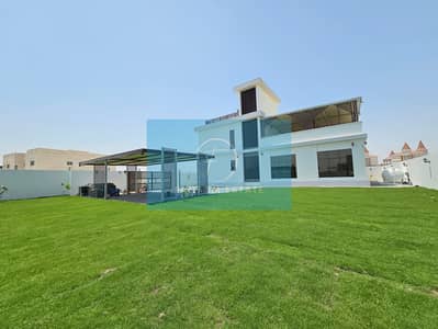 Modern Brand New 4BR | Maids room | Garden