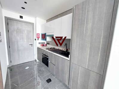 Spacious Studio || Modern Interior || Open View