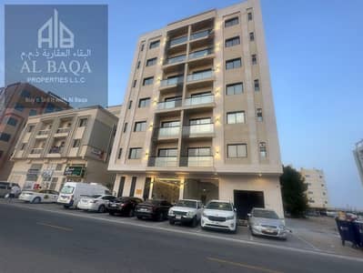Hello Investors! 9.2% ROI Commercial & Residiential Building I Close To Main Road I Free Hold