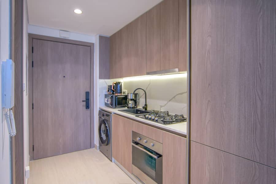 4 Kitchen. jpg