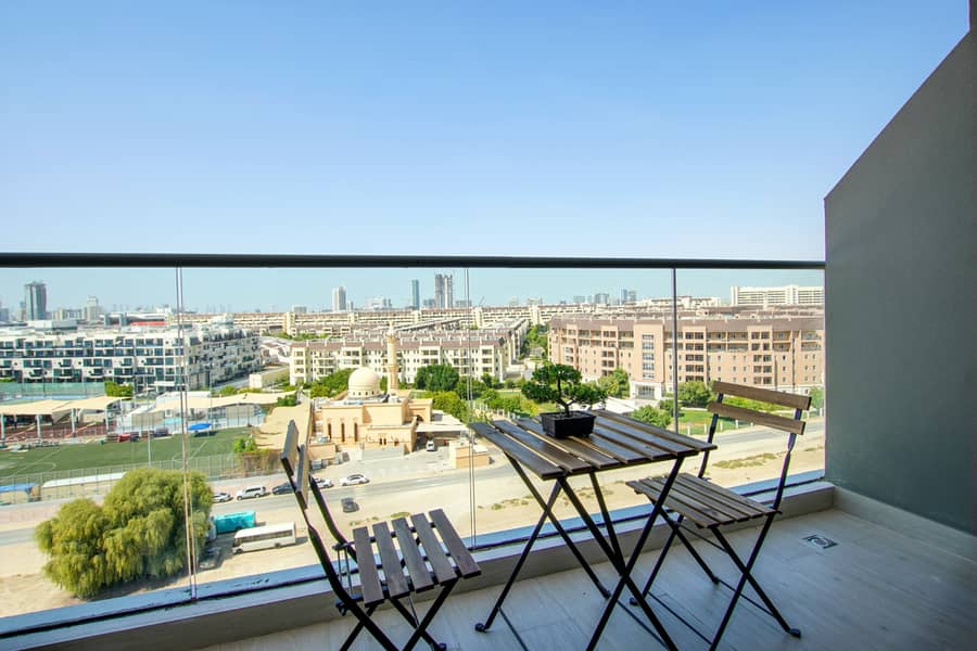 11 Balcony 2 LH. jpg