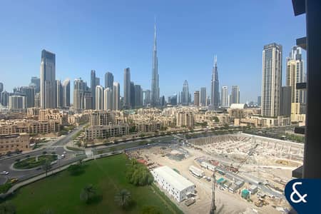 2 Bedroom Apartment for Sale in Downtown Dubai, Dubai - Fully Upgraded | Large Layout | BK View