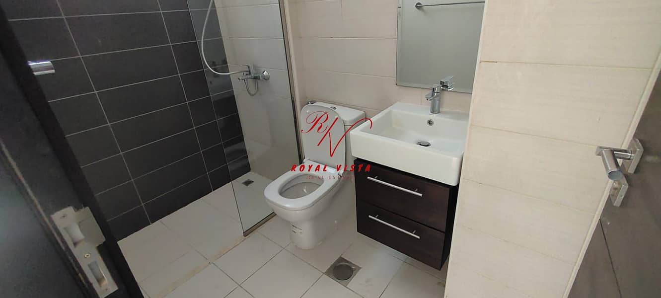 12 WhatsApp Image 2024-10-04 at 13.45. 01 (1). jpeg