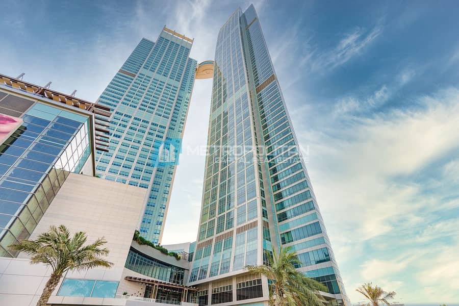 High Floor 3BR+M | Iconic Landmarks And Sea View