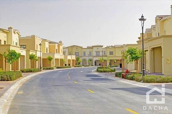 Corner 4BR Ready Villa in Mira 4 Corner 4BR Ready Villa in Mira 4