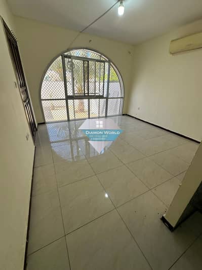 Studio for Rent in Madinat Zayed, Abu Dhabi - IMG_7994. jpeg