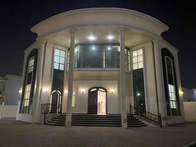 Two-storey villa for rent in Ajman, 6 master rooms