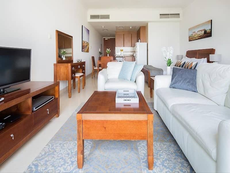 NEXT TO METRO I FURNISHED I VACANT FROM JULY 2025 NEXT TO METRO I FURNISHED I VACANT FROM JULY 2025