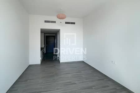 Studio for Rent in Jumeirah Village Circle (JVC), Dubai - Bright Studio | Semi Fitted | Community View