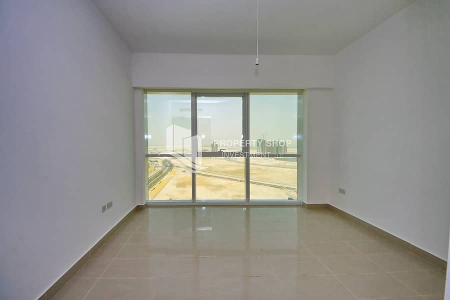10 2-br-apartment-abu-dhabi-al-reem-island-marina-square-mag-5-residences-bedroom-2. JPG