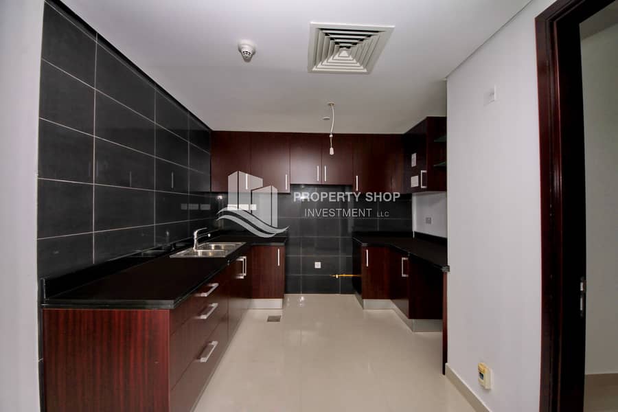 13 2-br-apartment-abu-dhabi-al-reem-island-marina-square-mag-5-residences-kitchen. JPG
