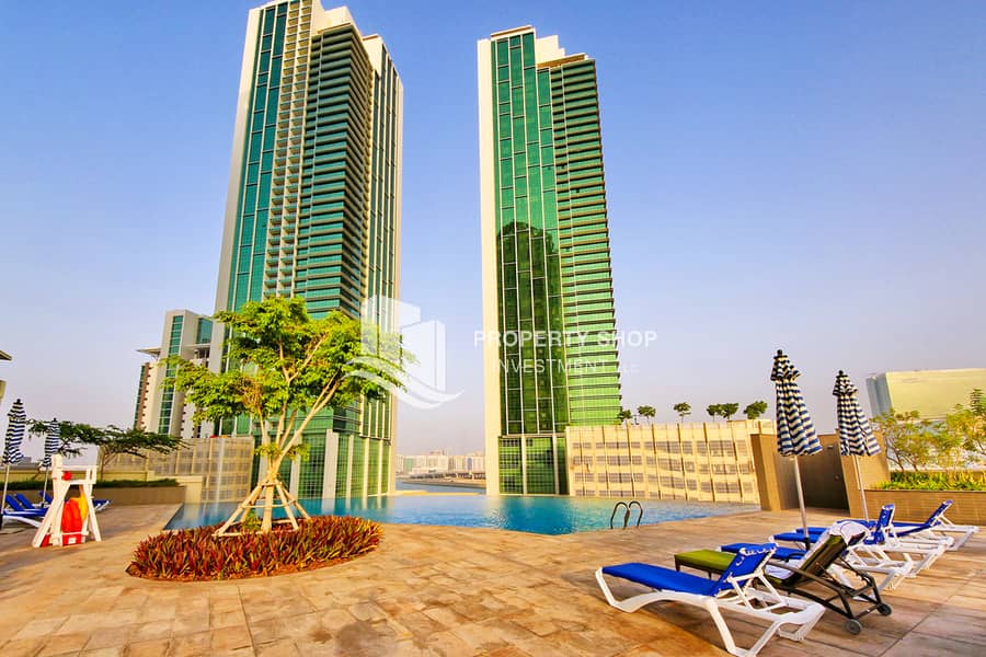 4 abu-dhabi-al-reem-island-marina-square-borooj-view-swimming-pool-1. JPG