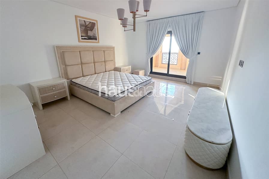 High Floor with Sea Views | Maids Room and Study