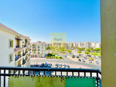 Well Maintained spacious apartment available near to UINON COOP