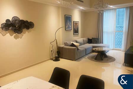 Dubai Mall | Closed Kitchen | 2 Balconies