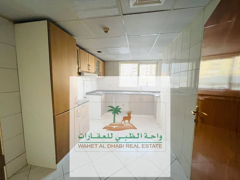 Three bedrooms and a living room with a balcony, an open view, a large