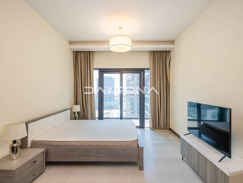 PRIME LOCATION | LUXURIOUS | VACANT - Image 9