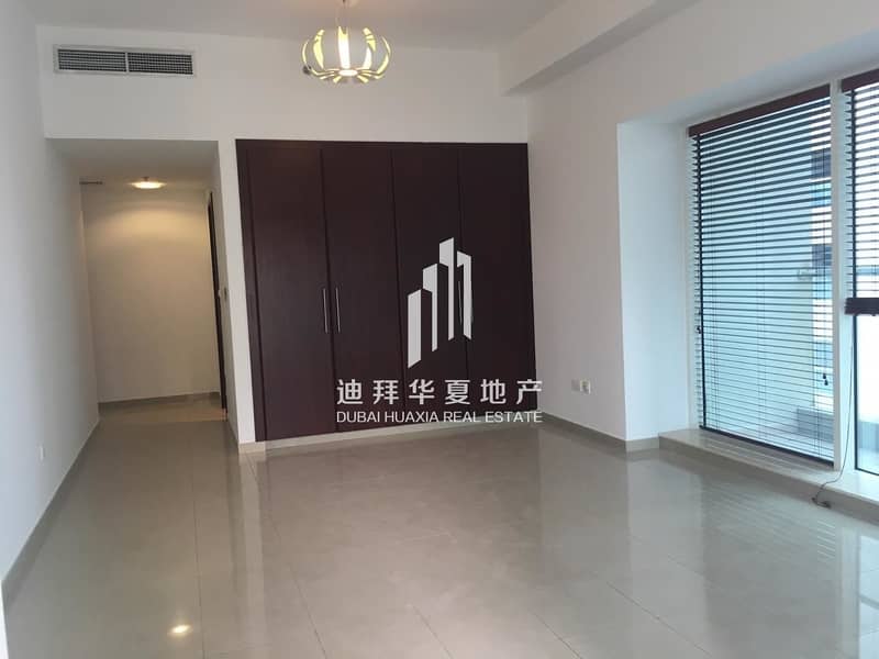 Stunning 2 br plus maid in Emirates Crown Marina Stunning 2 br plus maid in Emirates Crown Marina