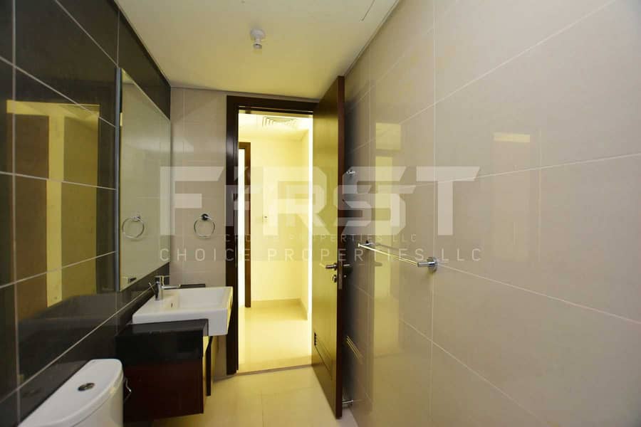 14 Internal Photo of 1 Bedroom Apartment in Al Maha Tower Marina Square Al Reem Island Abu Dhabi UAE (30). jpg