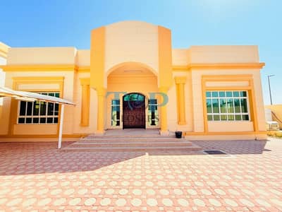 3 Bedroom Villa for Rent in Falaj Hazzaa, Al Ain - Ground Floor Villa|Private Entrance |Private Yard