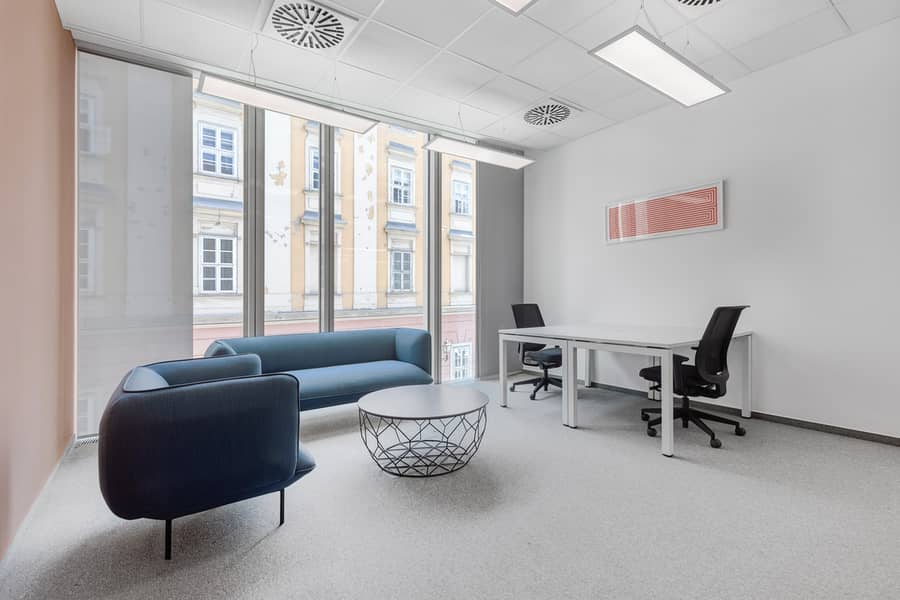 4 Signature Szervita Square 5134 Budapest Hungary Small Office. jpg