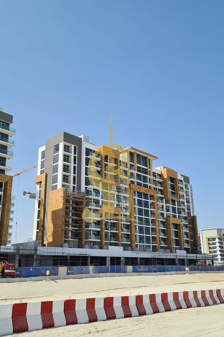 7 azizi-riviera-20_o7pBq_xl. jpg