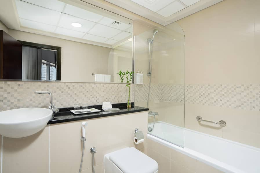 2 Premier 1BR -Bathroom. jpg