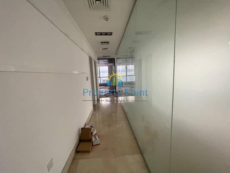 78 SQM Office Space for RENT Spacious Layout Ideal Office Location