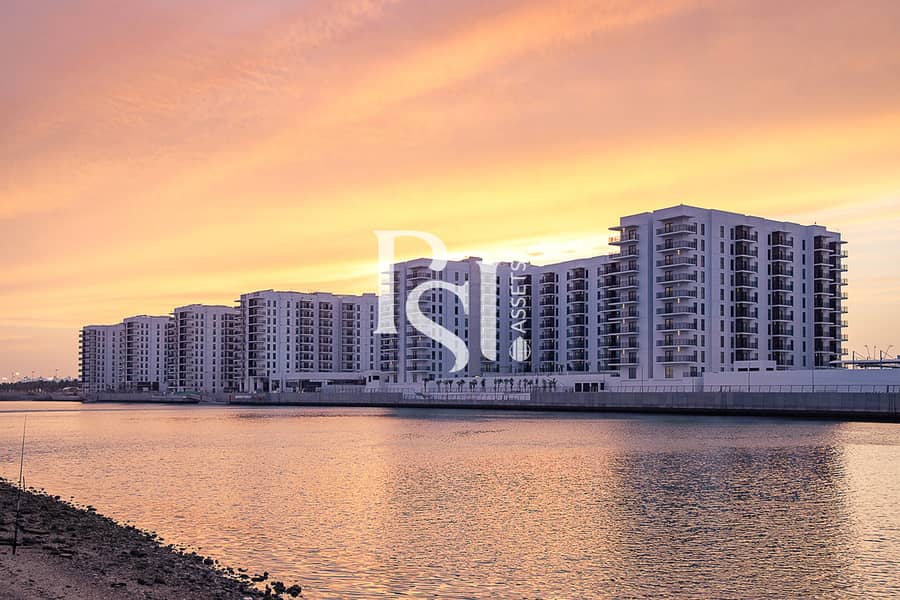 10 yas-water-edge-yas-island-abud-habi-community-property-image-sunset-view (5). jpg