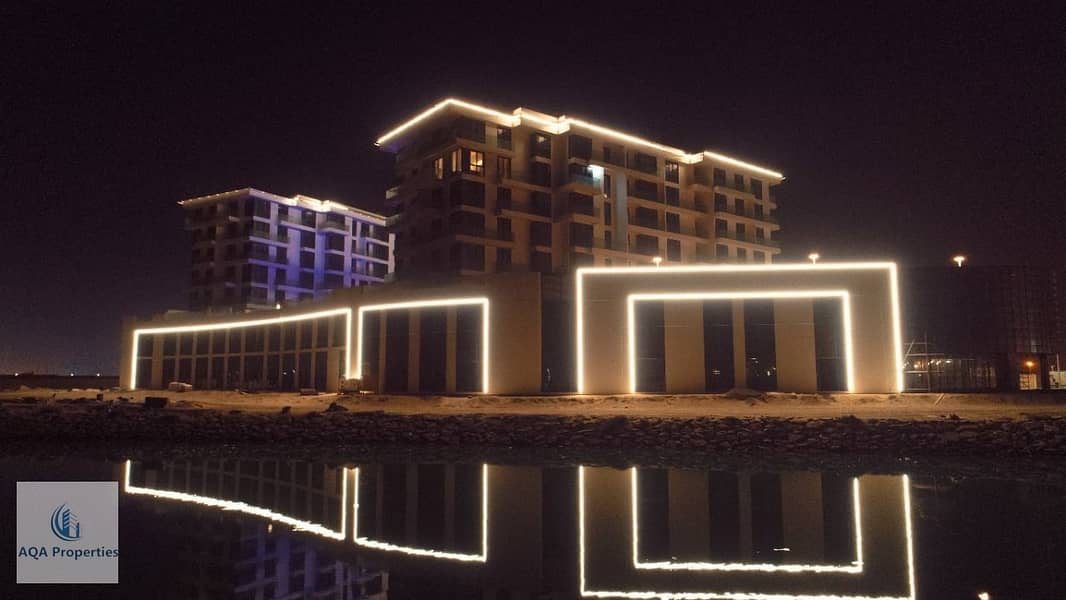 4 night view exterior2. jpg