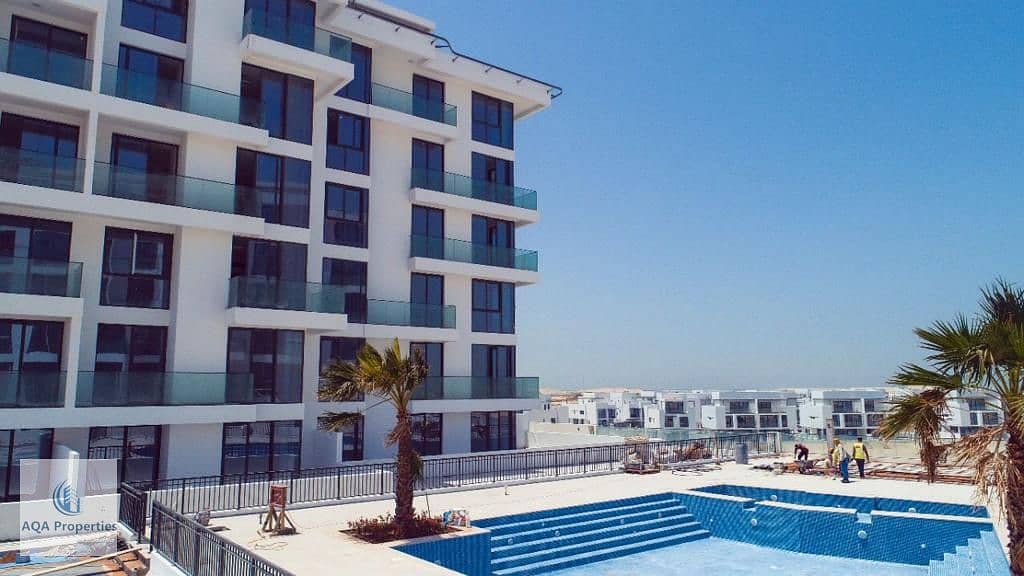 8 Exterior1. jpg