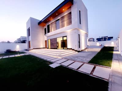 Brand new 5 Bedrooms villa +Maids+ Swimming Pool For Rent AED 425K
