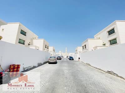 1 Bedroom Flat for Rent in Shakhbout City, Abu Dhabi - 2c912f69-510a-4817-8c47-f21008cd38a9. jpg