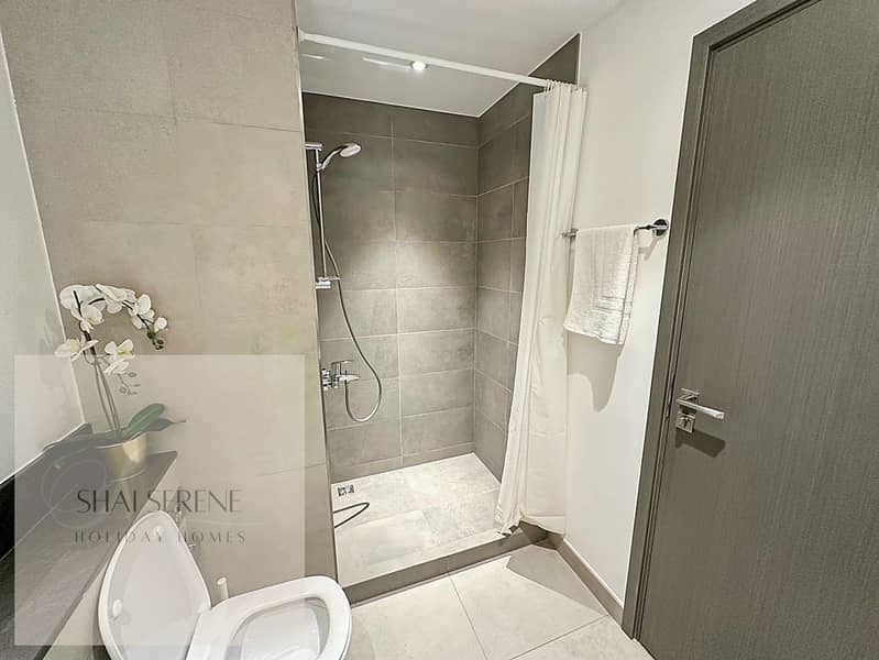4 Bathroom 2 - IMG_3013. jpg