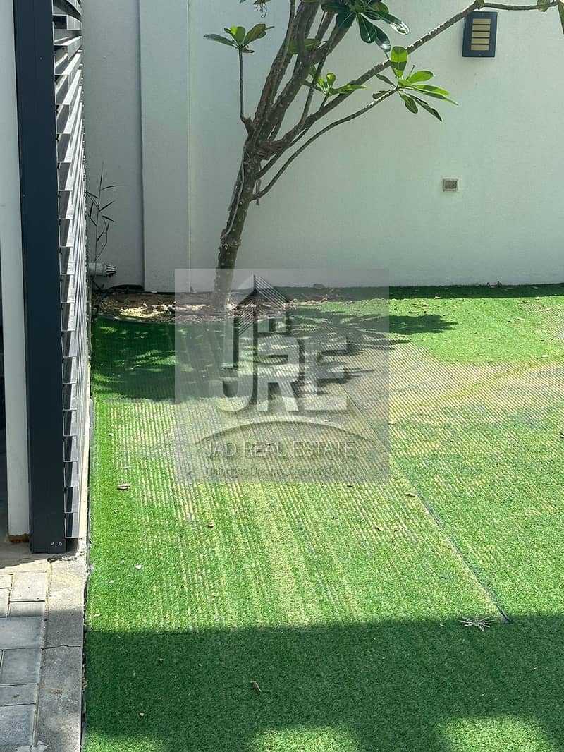 4 صورة واتساب بتاريخ 1446-04-09 في 10.46. 49_35d13464ويست ياس. jpg