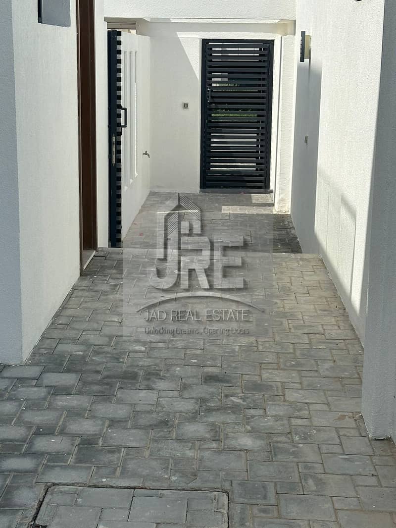 6 صورة واتساب بتاريخ 1446-04-09 في 10.46. 47_0118466aويست ياس. jpg