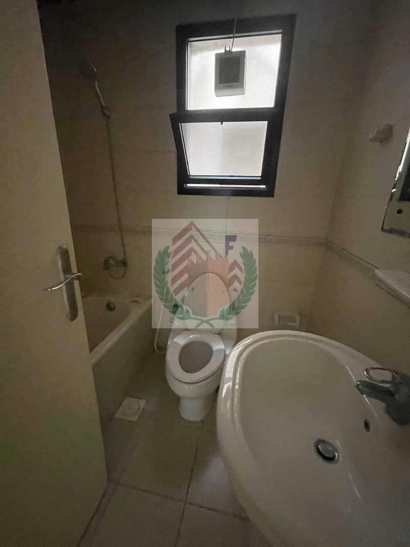 5 0QZ25RzeaUAIlSoLUKZPlfl7br4YNcWlEtsBkE4F