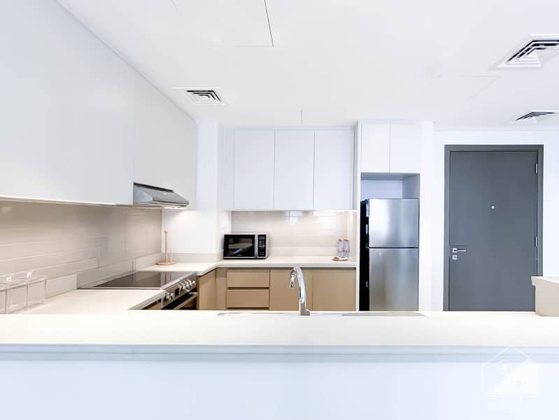 13 Harbour views - 202 -Kitchen- 1. jpg