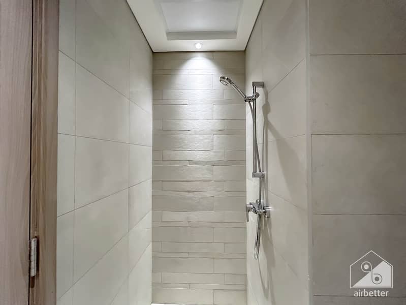 23 Azizi Riviera - BD 42 -102-28. jpg